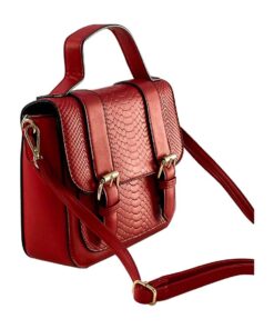 geanta roșie mică cu mâner și baretă de umăr